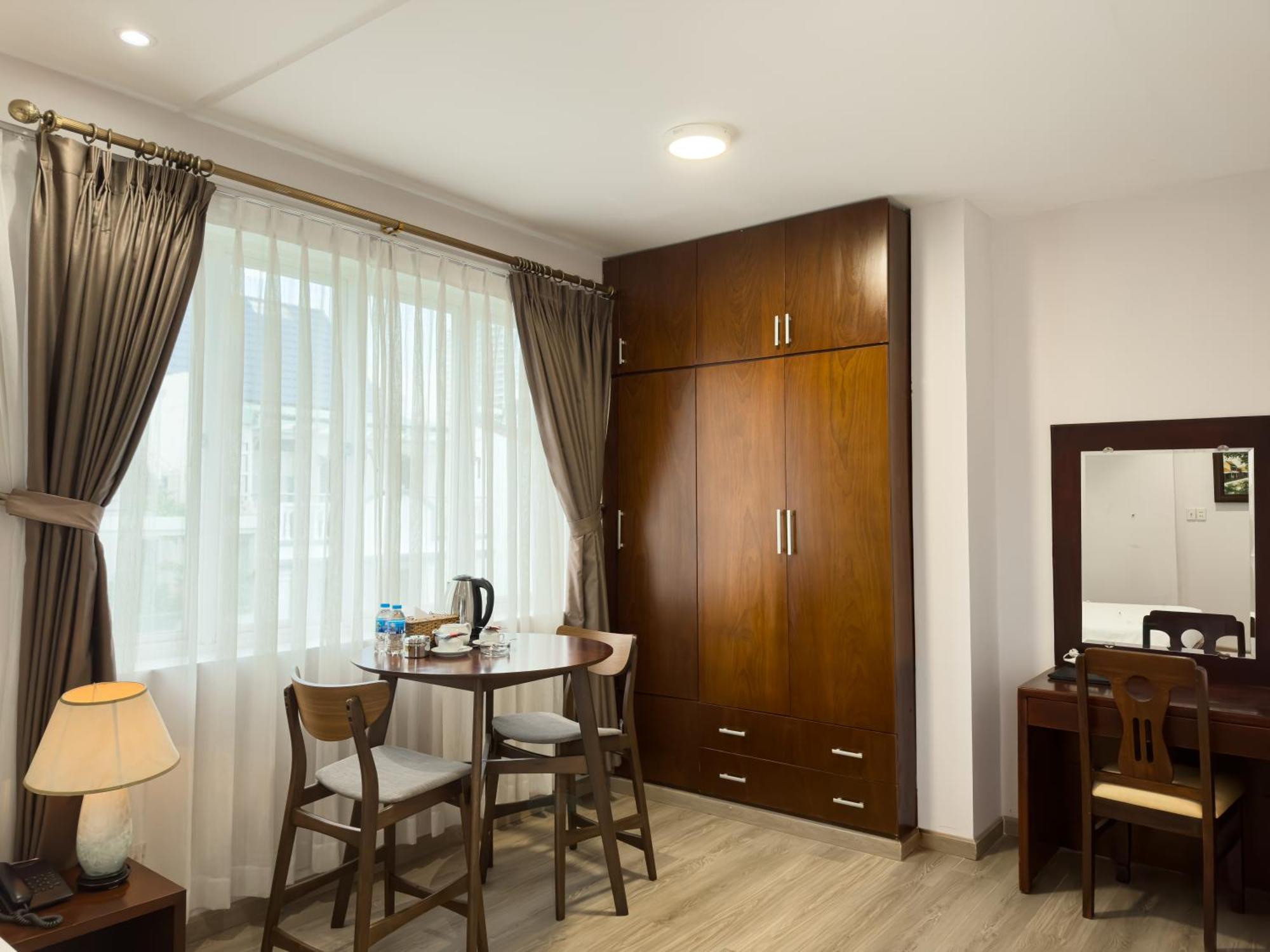 Hoang Yen Hotel - Phu My Hung Ho Chi Minh City Exterior photo